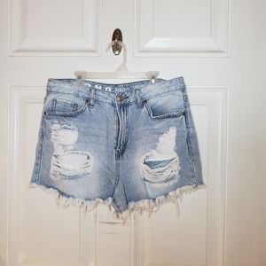 Lot of jeans and shorts